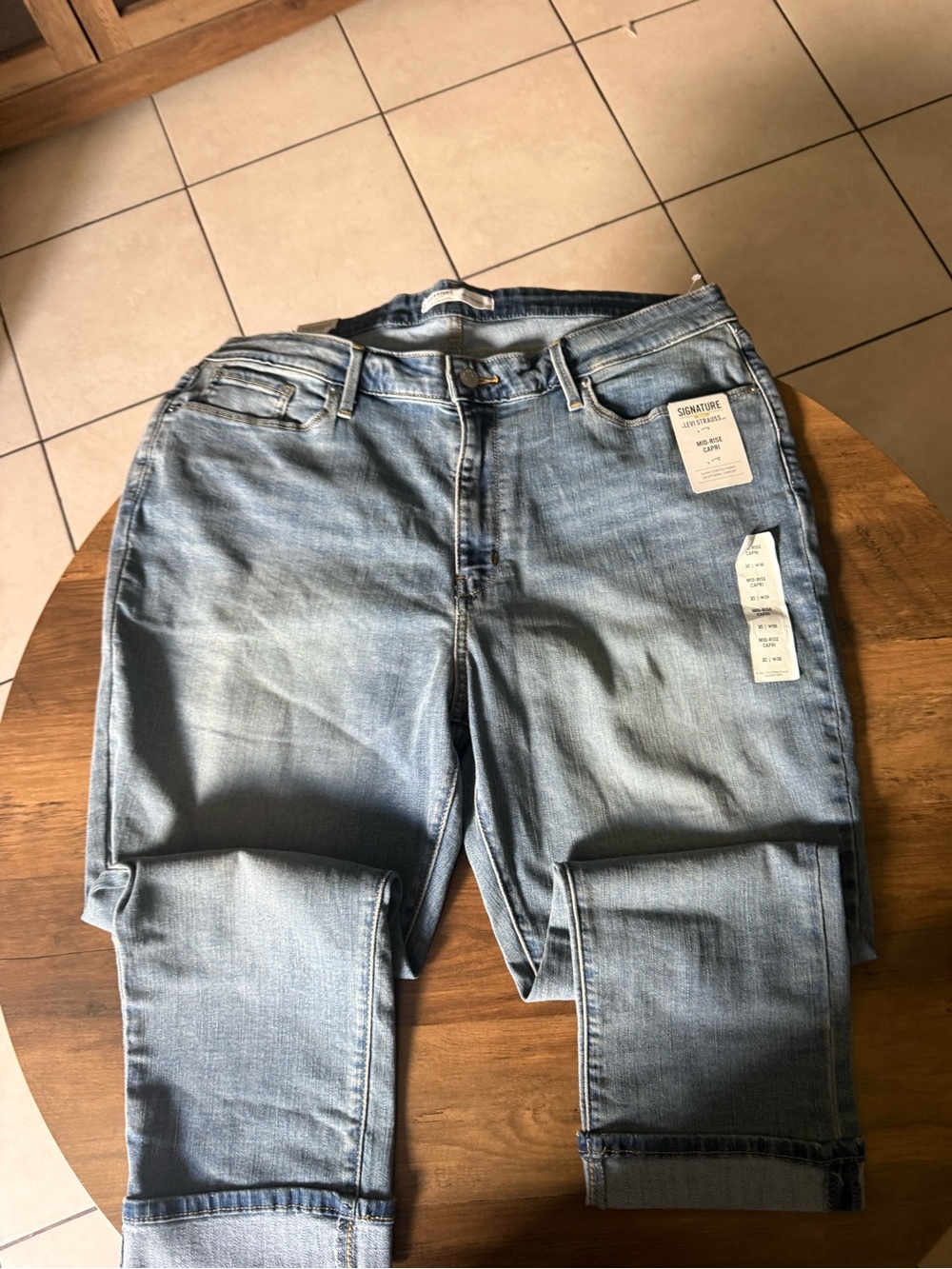 Signature by Levi Strauss Women's Light Blue Ankle Jeans